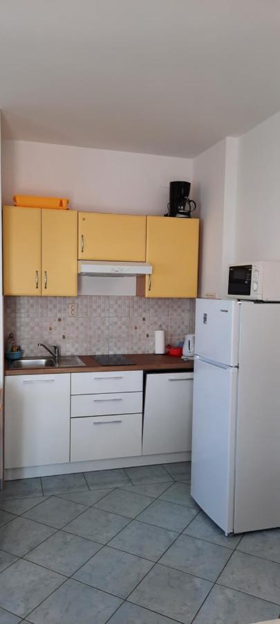 Apartmani Sanja Vrsi Buitenkant foto