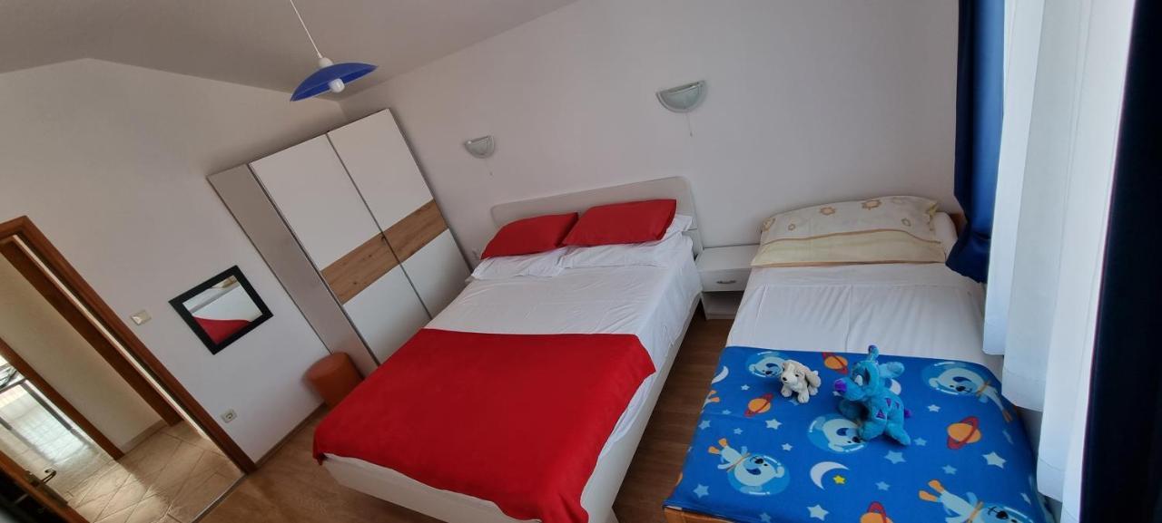 Apartmani Sanja Vrsi Buitenkant foto